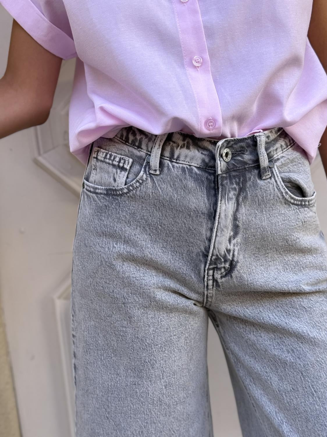 BERMUDA VAQUERA DESGASTADA BLUSH Gris
