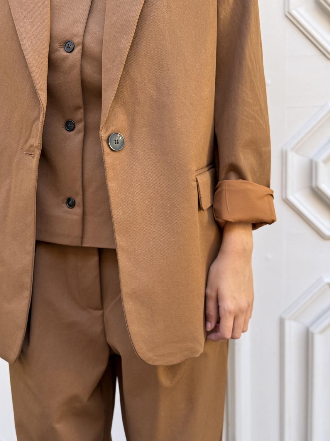 BLAZER BASIC CAFÉ SOLO Camel