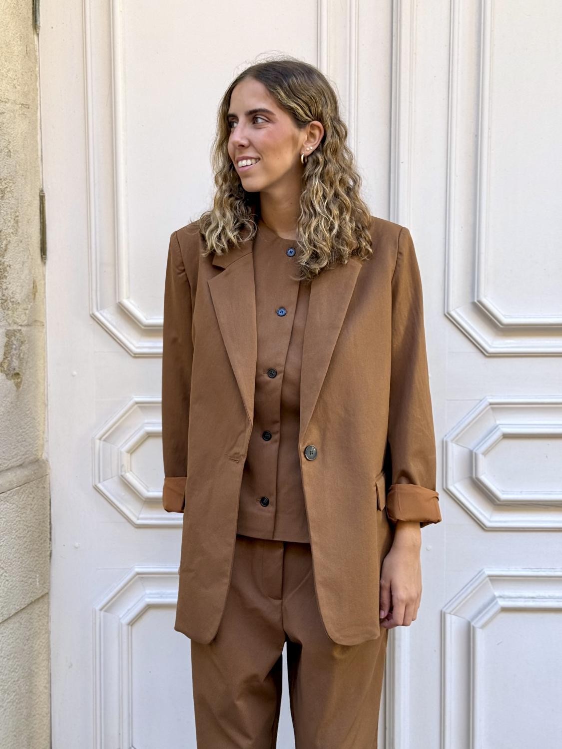 BLAZER BASIC CAFÉ SOLO Camel