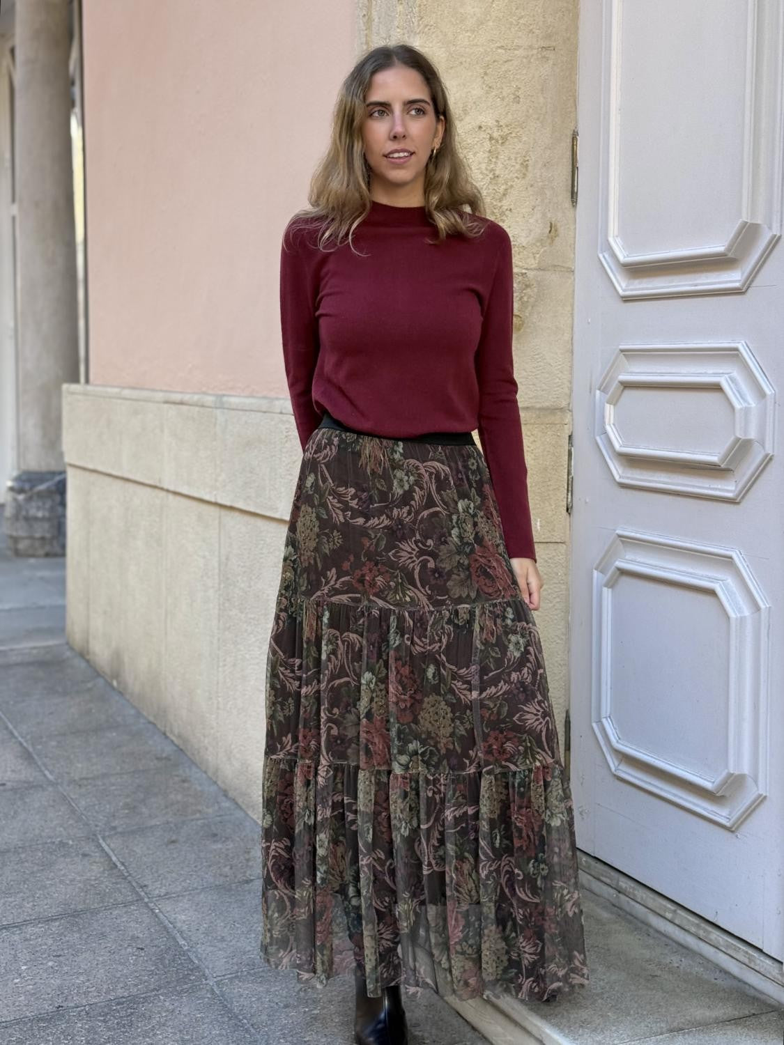 FALDA DE TUL ESTAMPADA FLORAL LA NOSTALGIA - MARRÓN