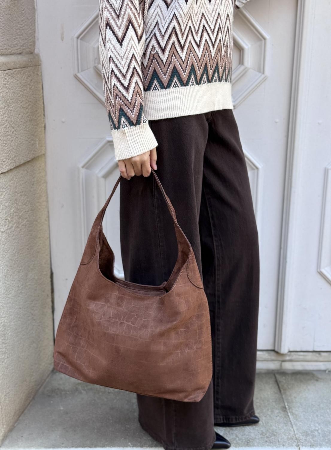 BOLSO HOBO EFECTO ANTE OFF DUTY - MARRÓN