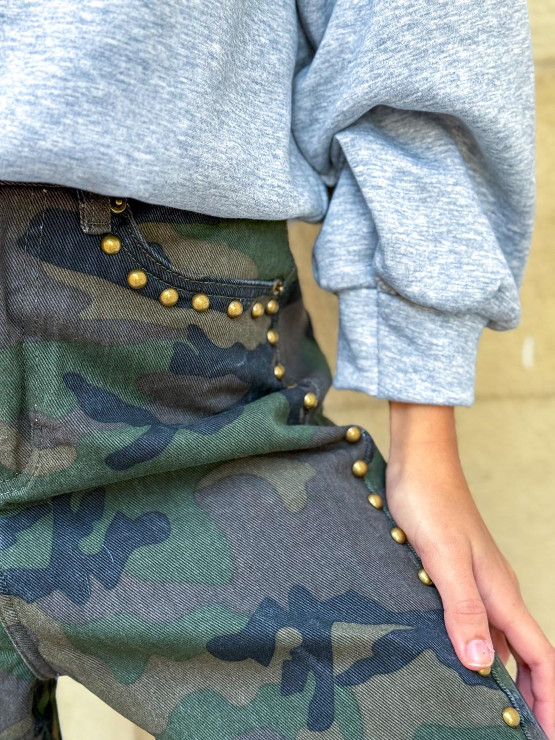 PANTALÓN VAQUERO MILITAR MACARRA - VERDE
